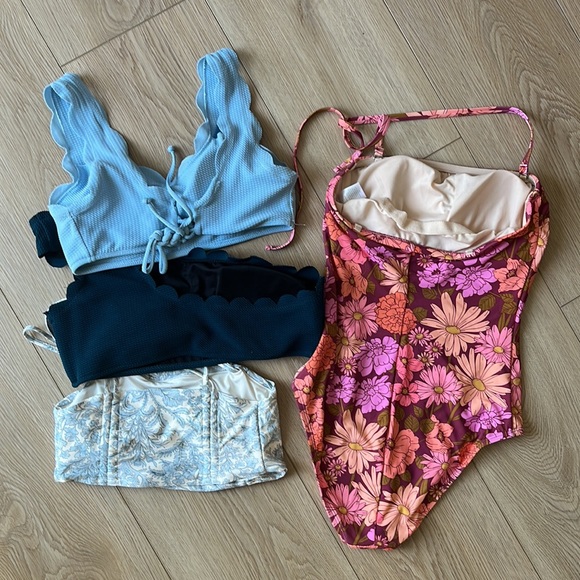 Kona Sol, h&m & more Medium swimsuit bundle floral halter one piece, scallop top - Picture 6 of 12